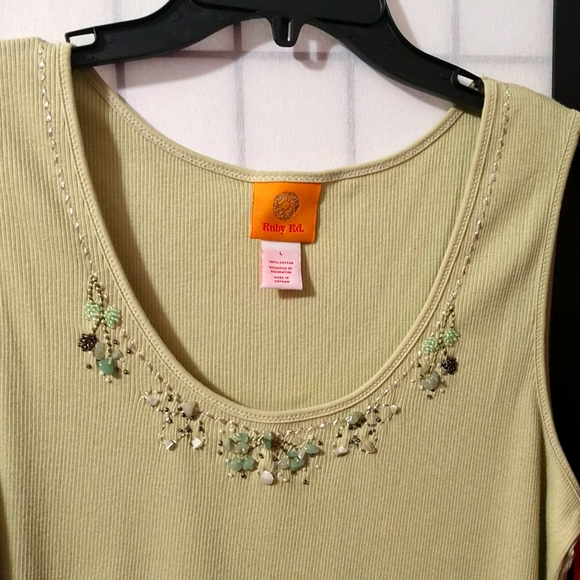 3 Top Bundle sz Large - Picture 8 of 13